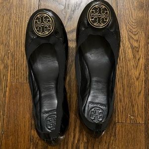 Tory Burch flats - size 9. Worn